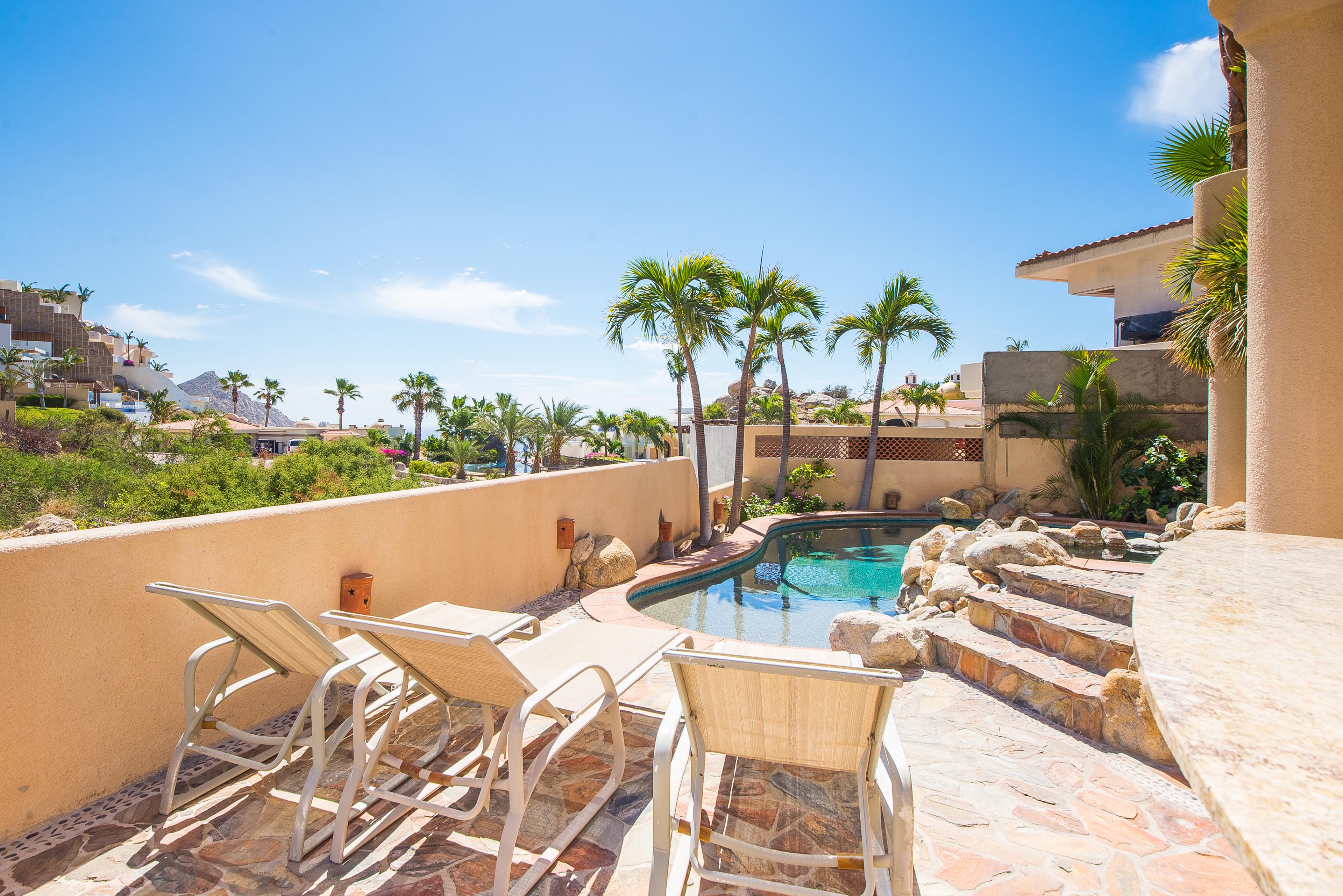 Four Bedroom Villa for the Family!